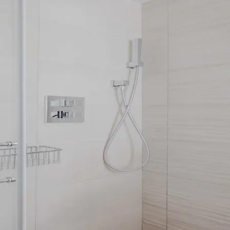 Apartment Charming Apt In Central - 1br 2p -sebastopol Paris