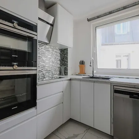 Apartment Charming Apt In Central - 1br 2p -sebastopol Paris
